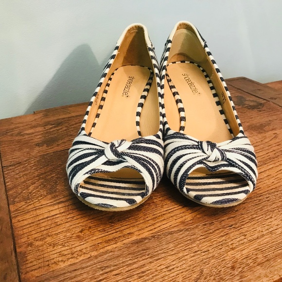 Striped wedges - Picture 1 of 3